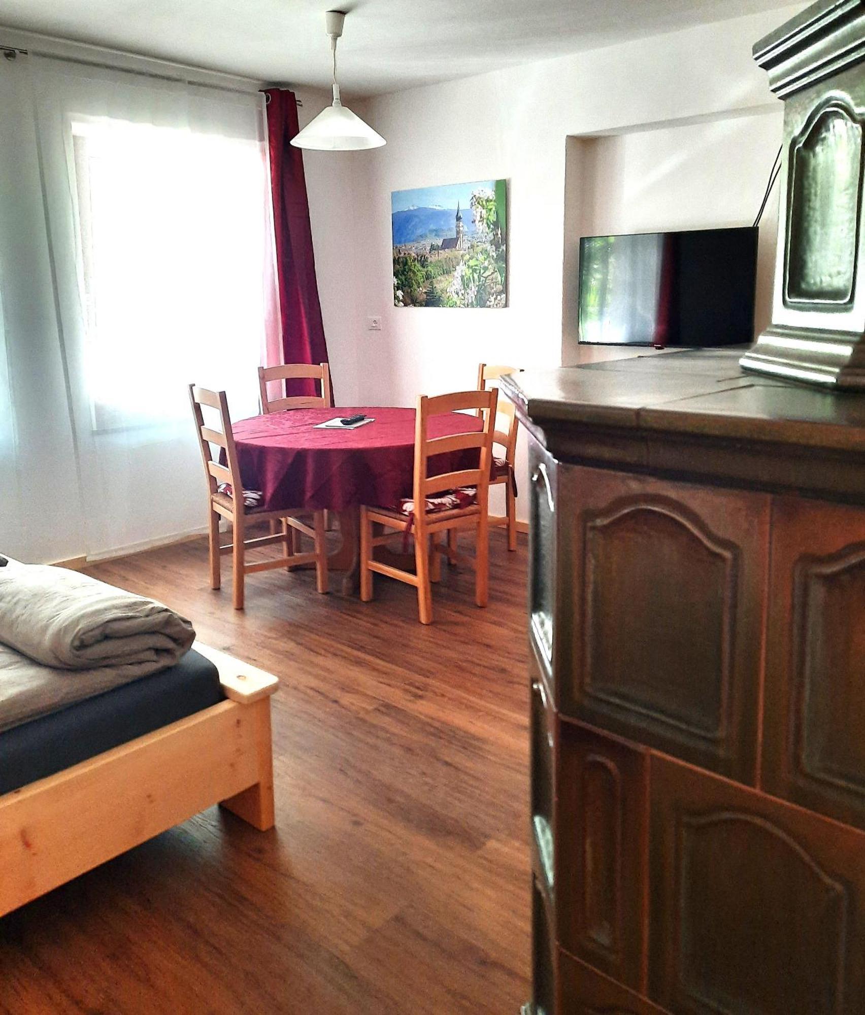 Peter Paul Domblick Erdgeschoss Apartment Appiano Sulla Strada Del Vino Exterior photo